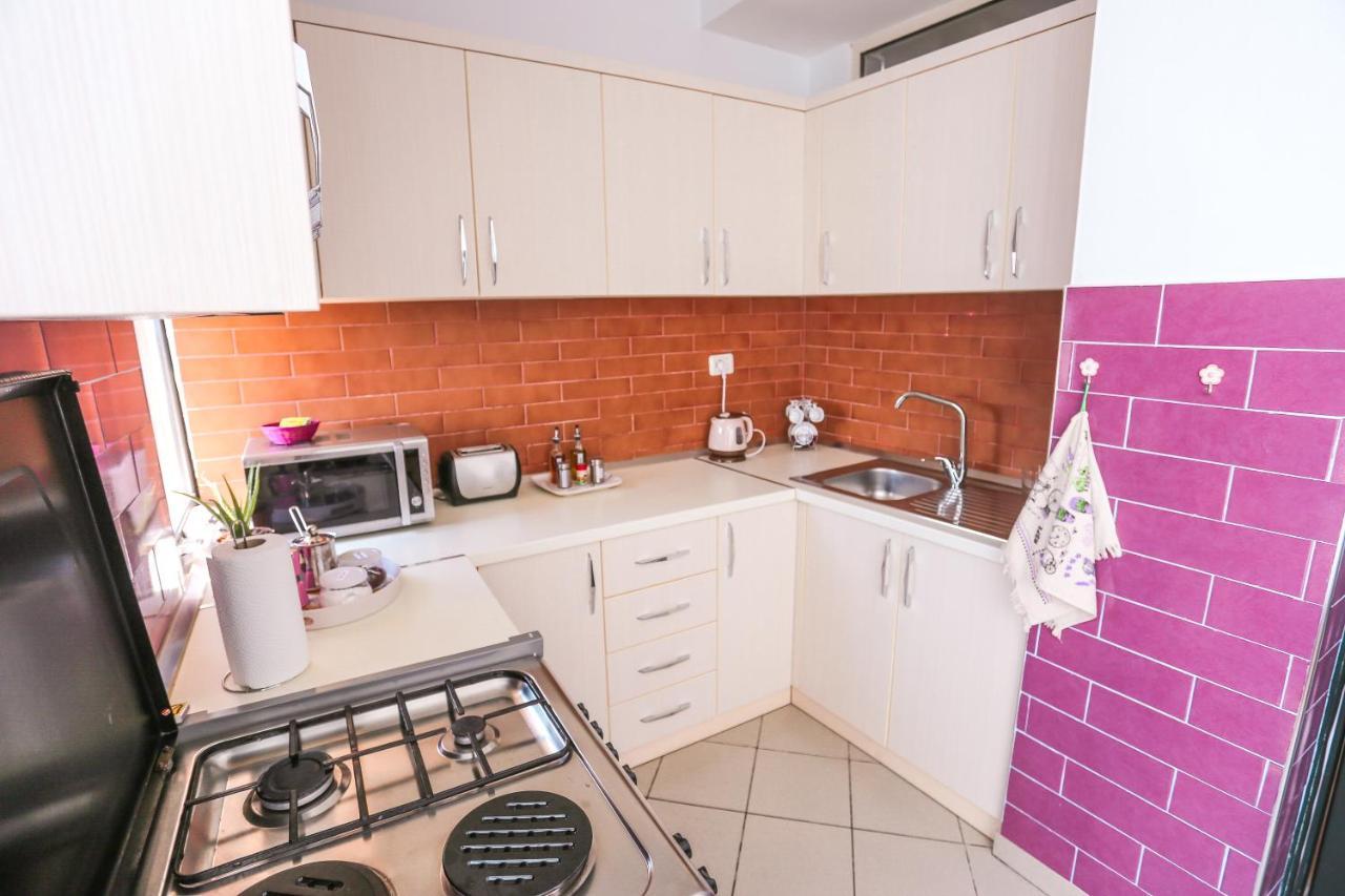 Views - Comfy & Spacious Appartamento Tirana